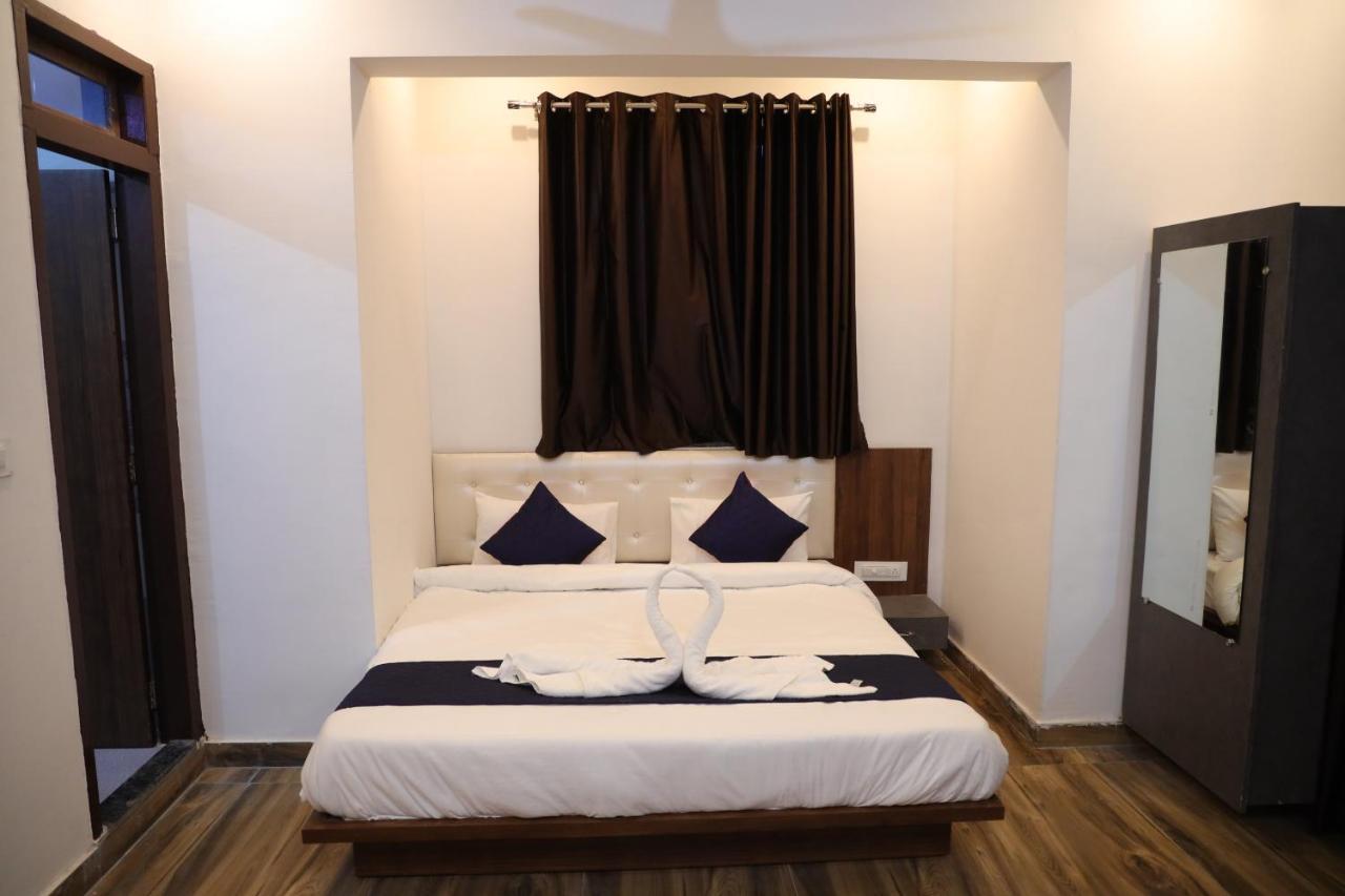 Winter Mountain Resort Pushkar Luaran gambar