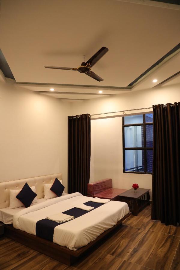 Winter Mountain Resort Pushkar Luaran gambar
